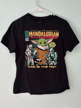 The Mandalorian 'This Is The Way Graphic Tee - Black